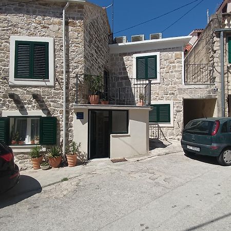 Apartman Oleandar Kaštela Esterno foto