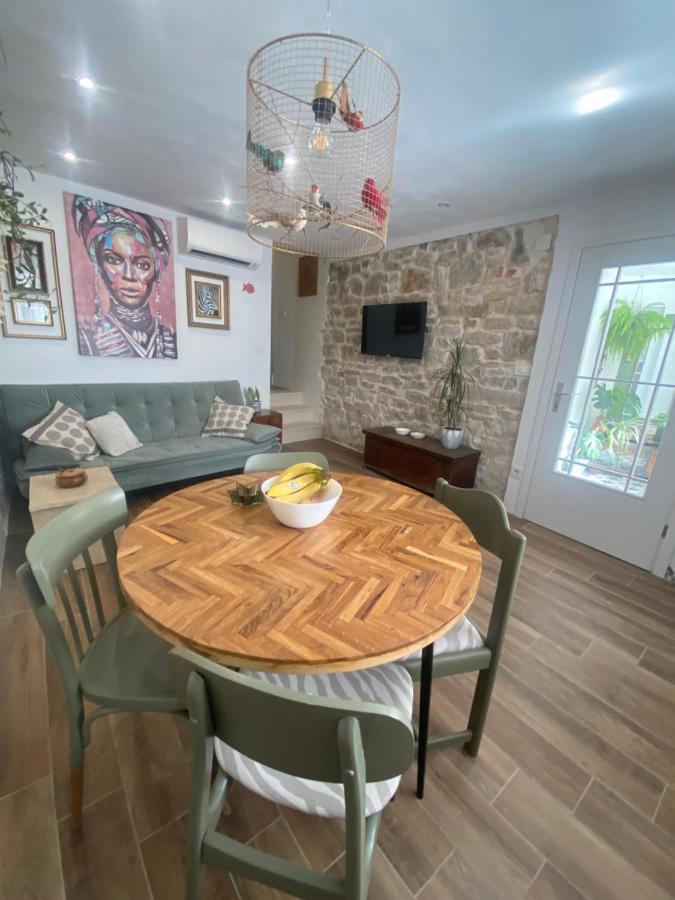 Apartman Oleandar Kaštela Esterno foto
